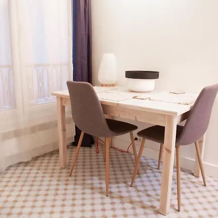 Apartment Beautiful Bright Apt Near Republique